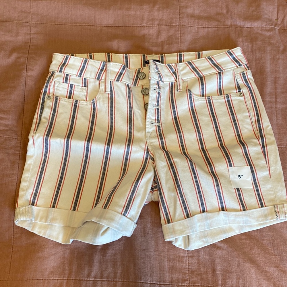 Never worn Old Navy size 8 mid-rise shorts with red and blue striped detail